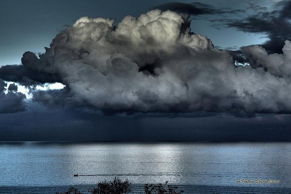 Terrazza Sul Mare Bed and Breakfast Fano Buitenkant foto