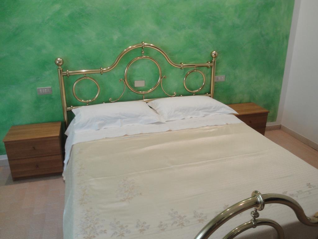 Terrazza Sul Mare Bed and Breakfast Fano Buitenkant foto