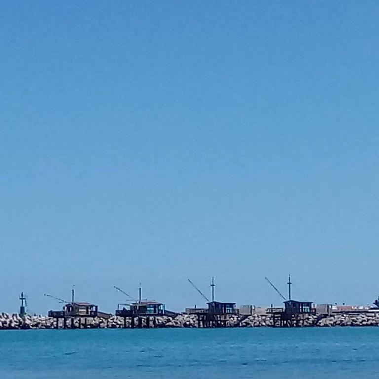 Terrazza Sul Mare Bed and Breakfast Fano Buitenkant foto